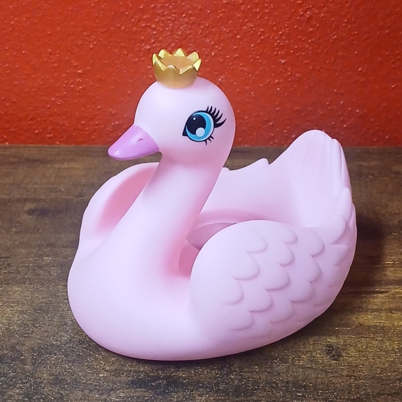 Other - PINK PRINCESS SWAN w/CROWN & CUP HOLDER BATH POOL 6" TOY HARD PLASTIC